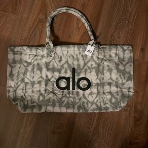 Alo camouflage bag